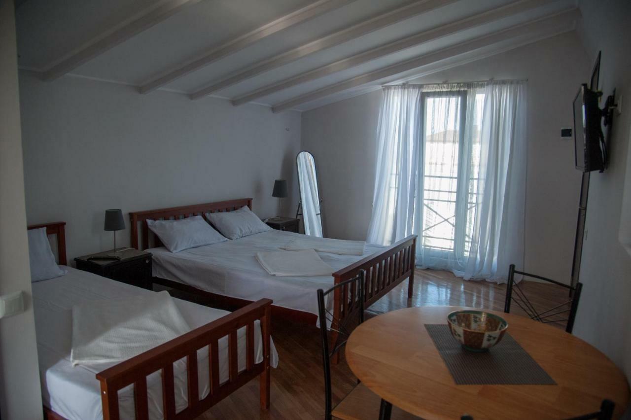 Cozy Guest House In Old Batumi Exterior foto