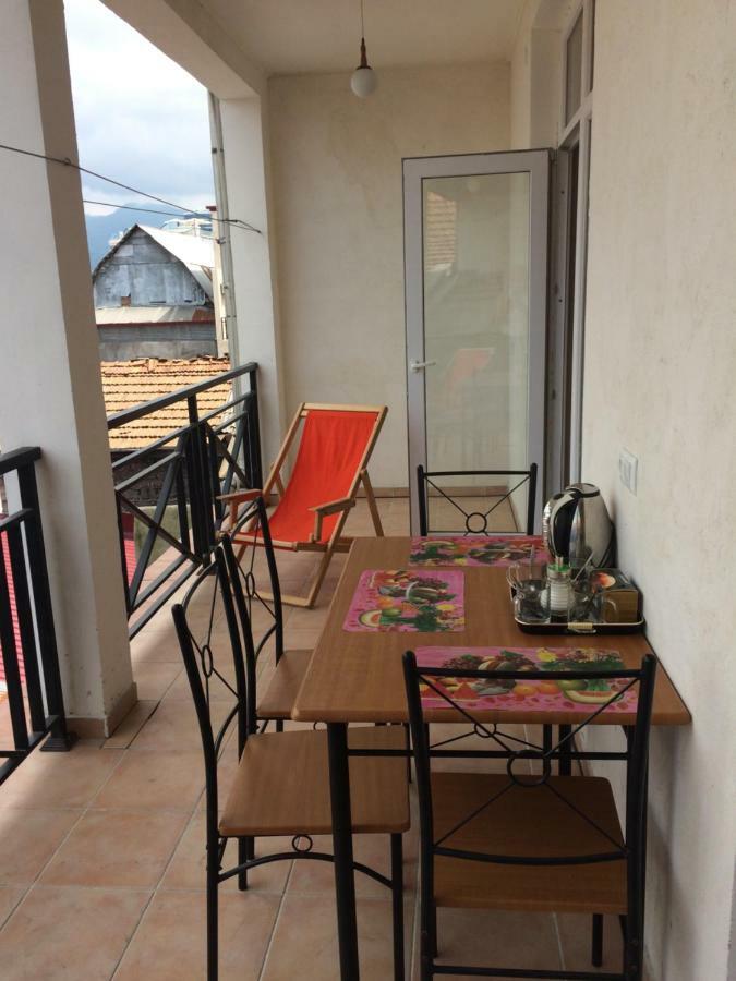 Cozy Guest House In Old Batumi Exterior foto