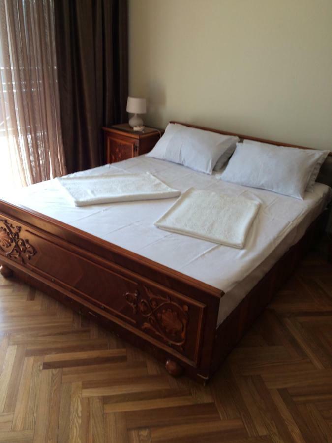 Cozy Guest House In Old Batumi Exterior foto
